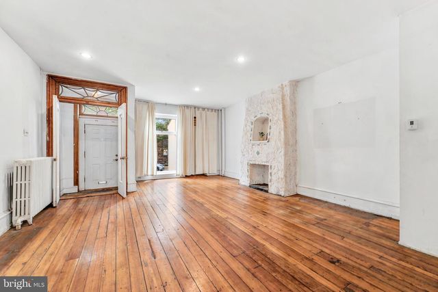 2203 SPRUCE ST, Philadelphia, PA 19103