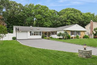 16 Parson Drive, Stony Brook, NY 11790