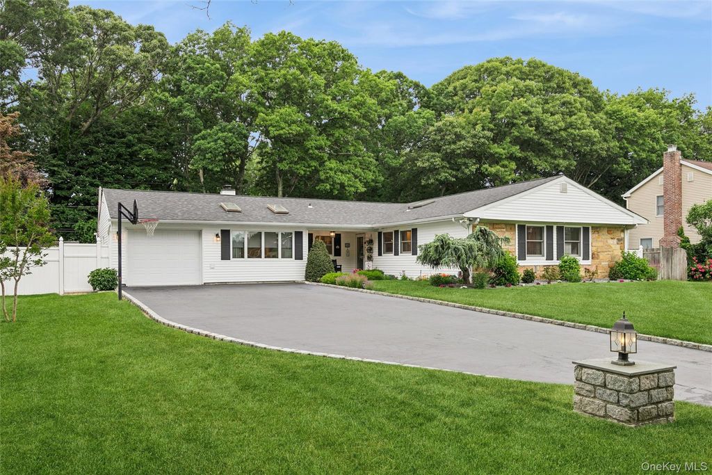 16 Parson Drive, Stony Brook, NY 11790