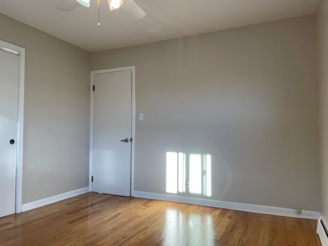 1019 Peterson Avenue B6, Park Ridge, IL 60068