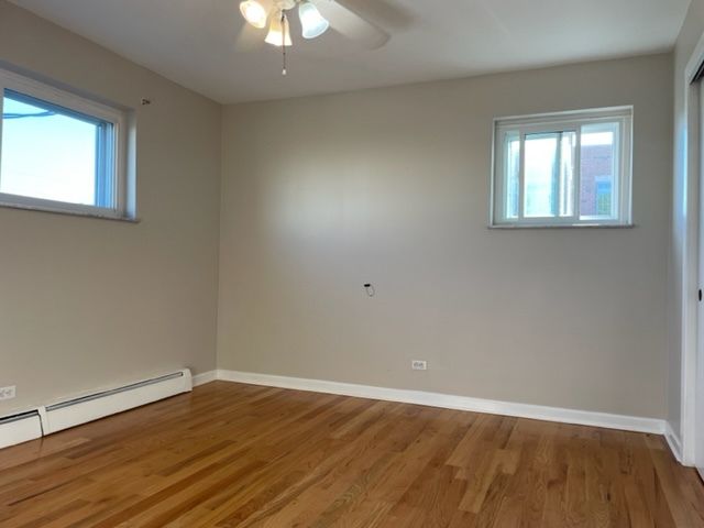 1019 Peterson Avenue B6, Park Ridge, IL 60068
