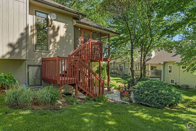 5946 SW 30th Ter, Topeka, KS 66610