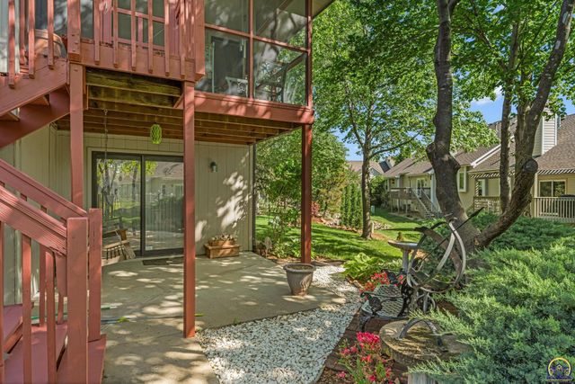 5946 SW 30th Ter, Topeka, KS 66610