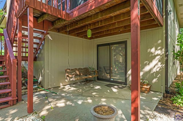 5946 SW 30th Ter, Topeka, KS 66610