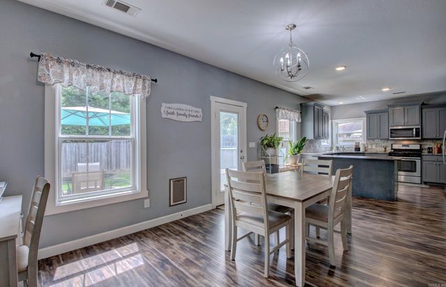 2917 Gillis Drive, Benton, AR 72015