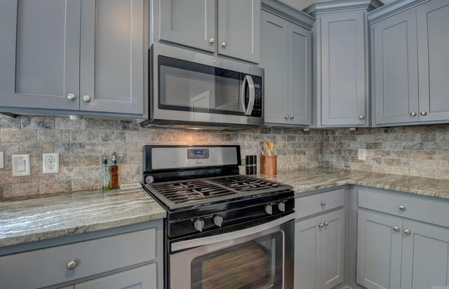 2917 Gillis Drive, Benton, AR 72015