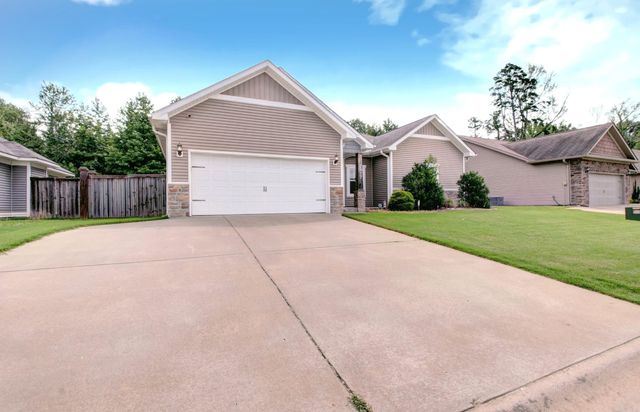2917 Gillis Drive, Benton, AR 72015