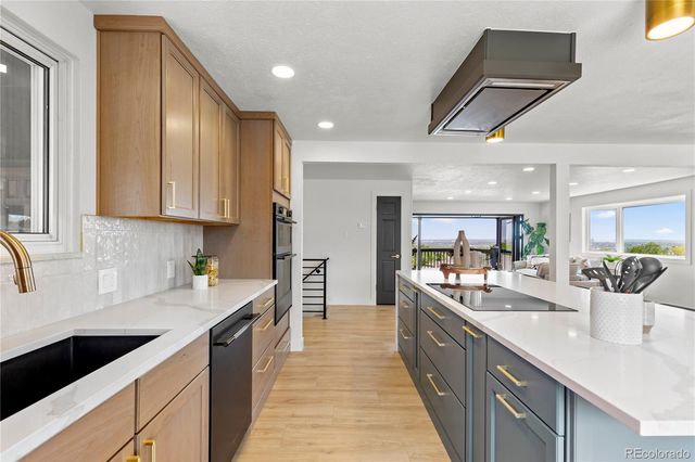 6958 Brentwood Court, Arvada, CO 80004