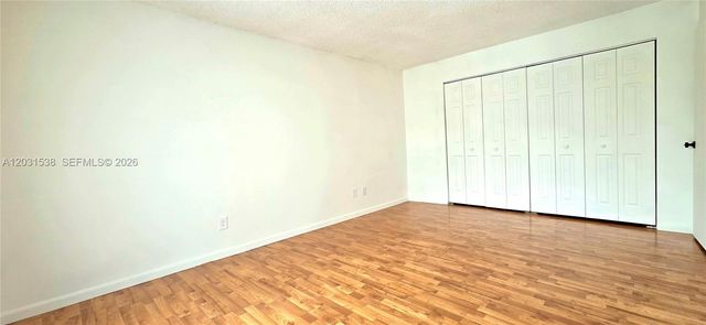608 Commodore Dr, Plantation, FL 33325