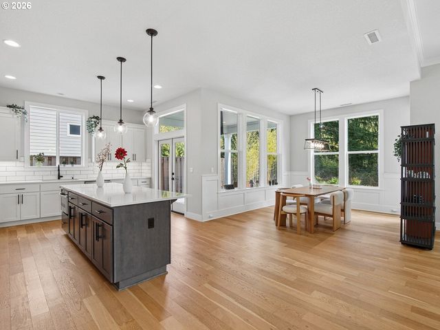 4562 Nw HARRIS Ter, Portland, OR 97229