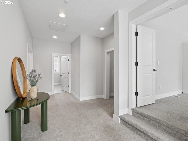 4562 Nw HARRIS Ter, Portland, OR 97229