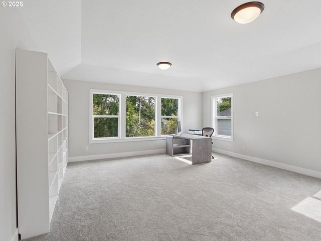 4562 Nw HARRIS Ter, Portland, OR 97229