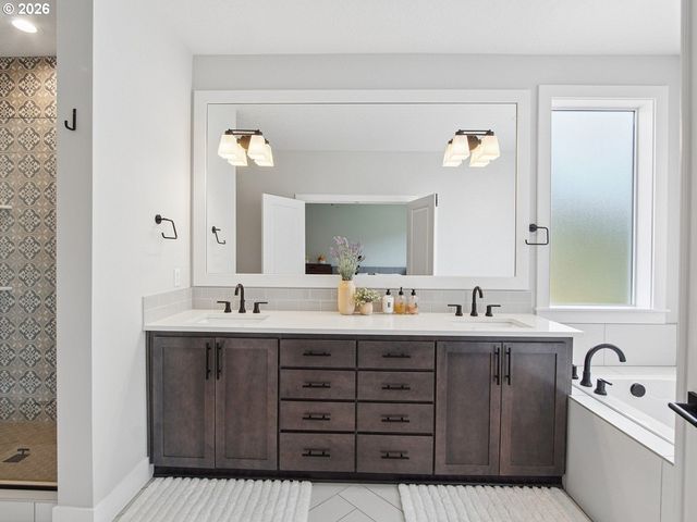 4562 Nw HARRIS Ter, Portland, OR 97229