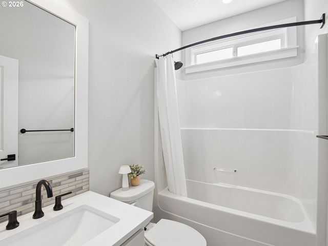 4562 Nw HARRIS Ter, Portland, OR 97229
