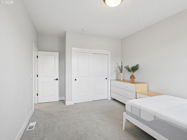 4562 Nw HARRIS Ter, Portland, OR 97229