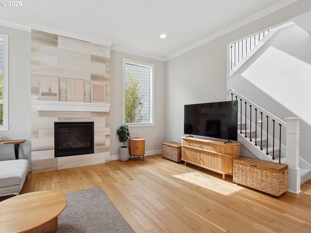 4562 Nw HARRIS Ter, Portland, OR 97229