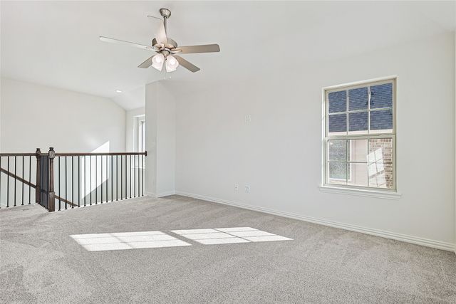 1052 Alberta Spruce Road, Justin, TX 76247