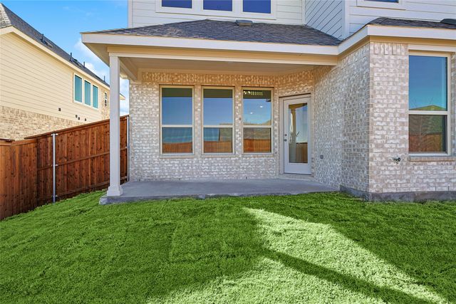 1052 Alberta Spruce Road, Justin, TX 76247