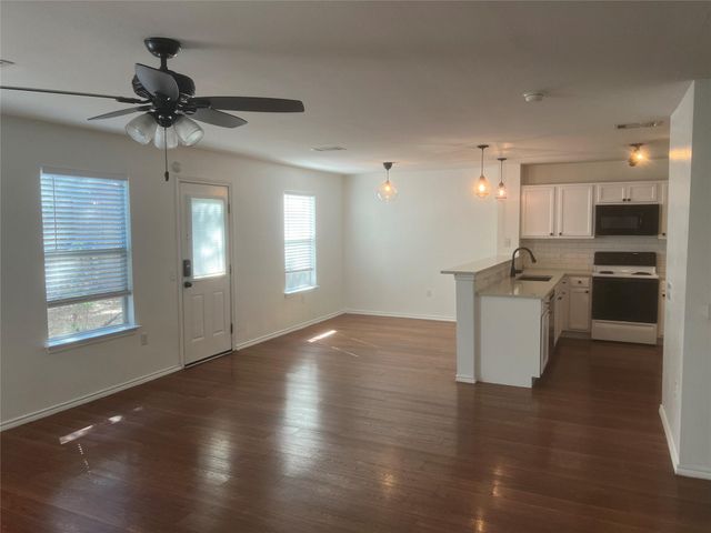 8511 Davis Oaks TRL, Austin, TX 78748