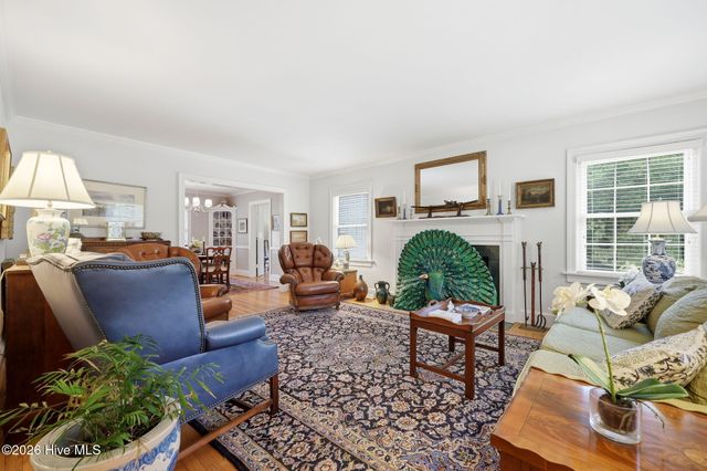 1306 Summit Avenue, Washington, NC 27889