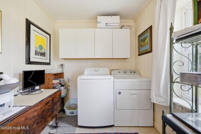 1306 Summit Avenue, Washington, NC 27889