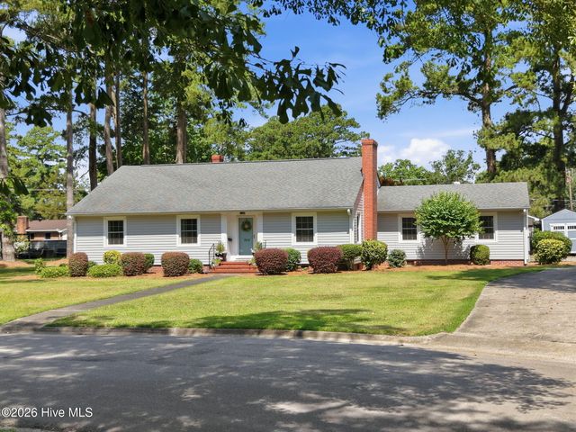 1306 Summit Avenue, Washington, NC 27889