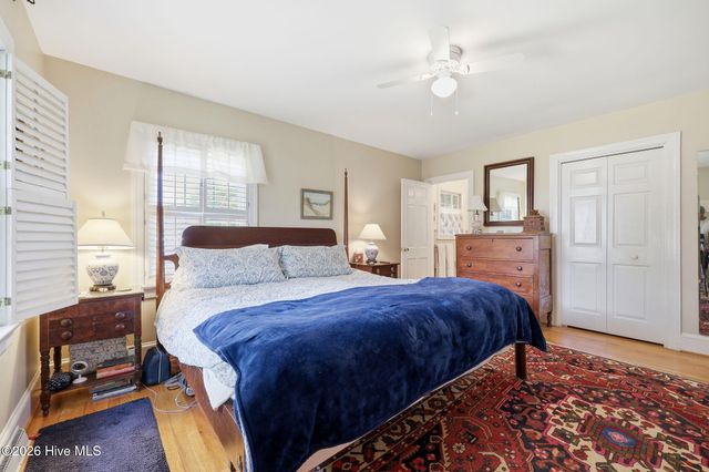 1306 Summit Avenue, Washington, NC 27889