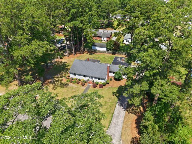 1306 Summit Avenue, Washington, NC 27889