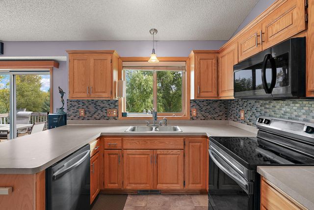 18011 Johnson Street NW, Elk River, MN 55330