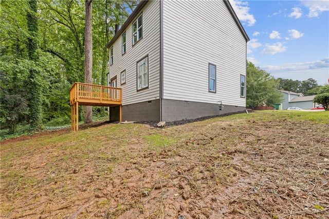 1111 Pin Oak Drive, Tucker, GA 30084