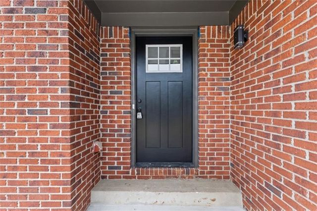 1111 Pin Oak Drive, Tucker, GA 30084