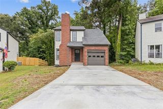 1111 Pin Oak Drive, Tucker, GA 30084