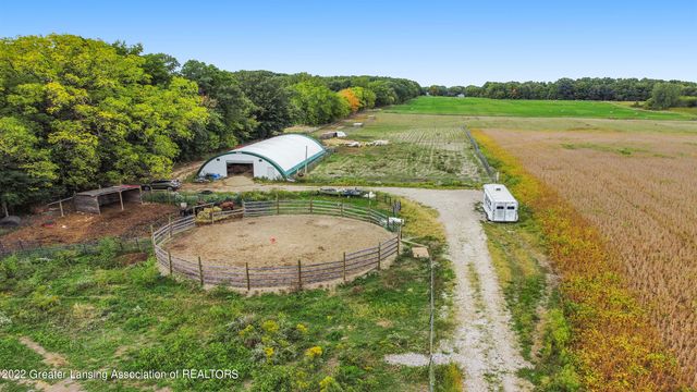 11249 Columbia Highway, Eaton Rapids, MI 48827