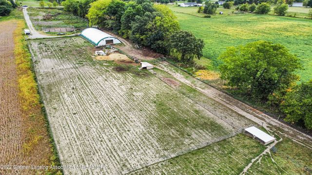 11249 Columbia Highway, Eaton Rapids, MI 48827