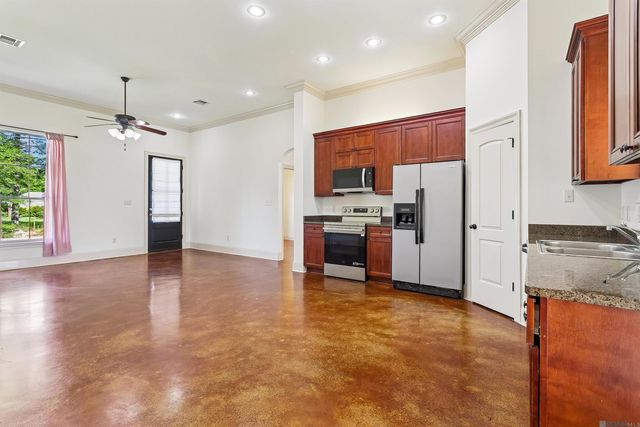 905 S Holly, Hammond, LA 70403
