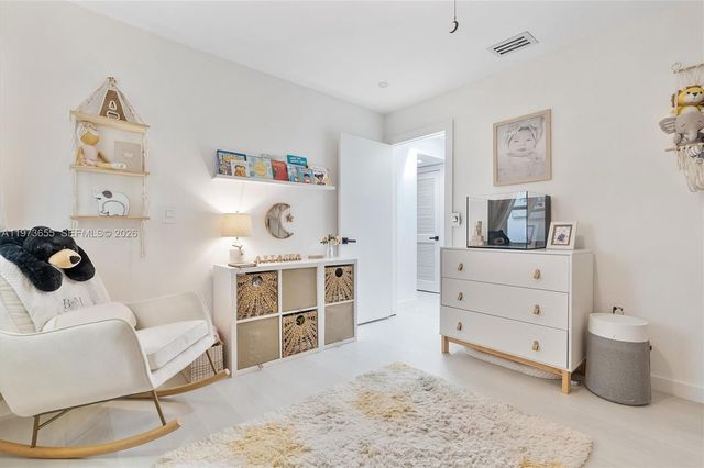 20345 NE 10th Ct, Miami, FL 33179