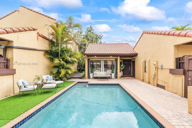 20345 NE 10th Ct, Miami, FL 33179