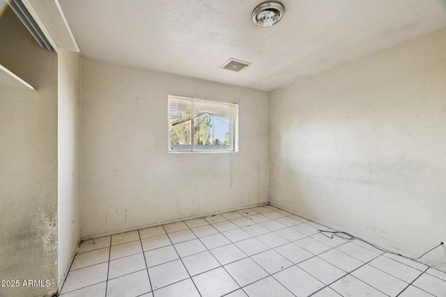 5838 W Turney Avenue, Phoenix, AZ 85031