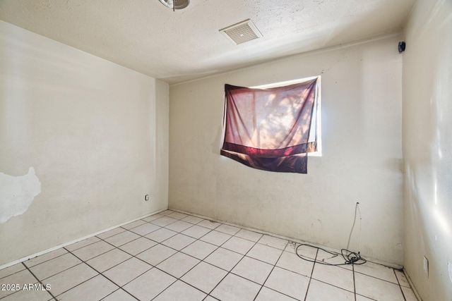 5838 W Turney Avenue, Phoenix, AZ 85031