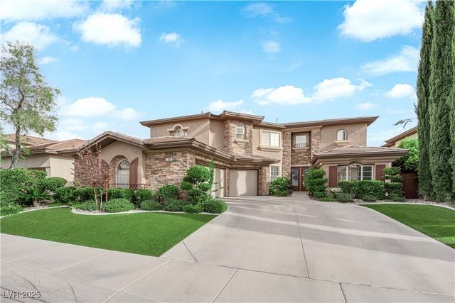 112 South Buteo Woods Lane, Las Vegas, NV 89144