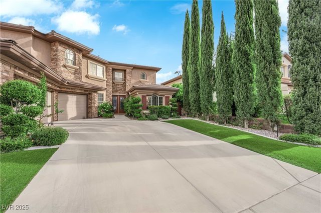 112 South Buteo Woods Lane, Las Vegas, NV 89144