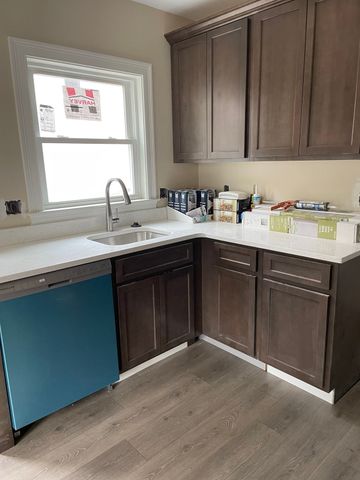 91 Ash Street 1, Waltham, MA 02453