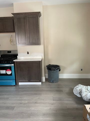 91 Ash Street 1, Waltham, MA 02453