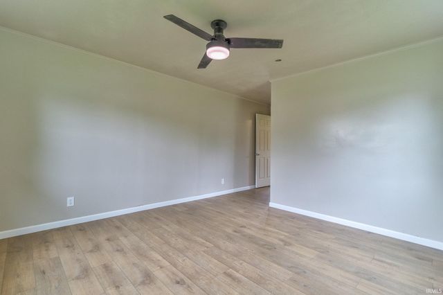2580 Juanita Avenue, Wadesville, IN 47638