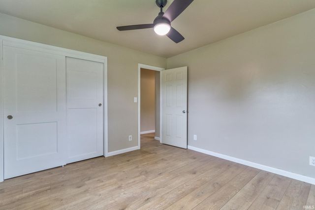2580 Juanita Avenue, Wadesville, IN 47638
