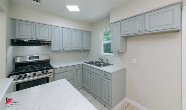 4509 Birdwell Lane, Bossier City, LA 71111