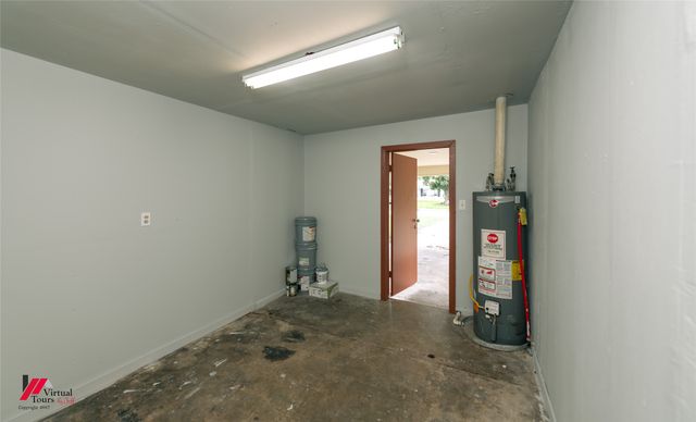 4509 Birdwell Lane, Bossier City, LA 71111