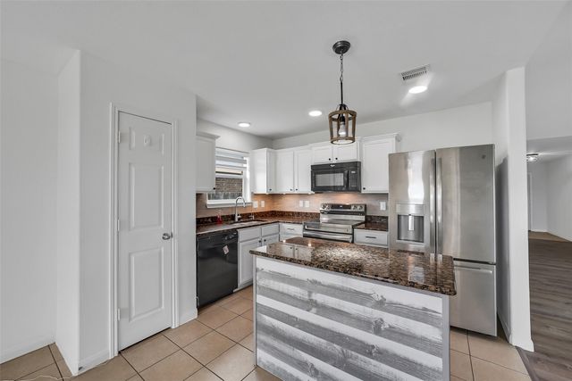 6623 Plum Springs Lane, Richmond, TX 77469