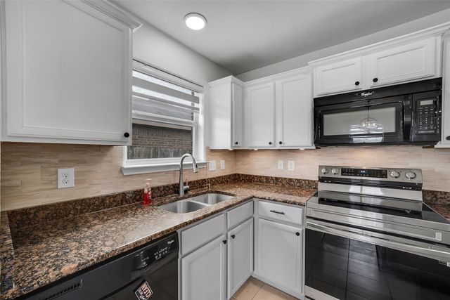 6623 Plum Springs Lane, Richmond, TX 77469