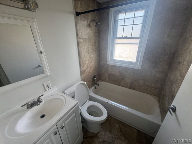 221 Evergreen Place, Cheektowaga, NY 14225